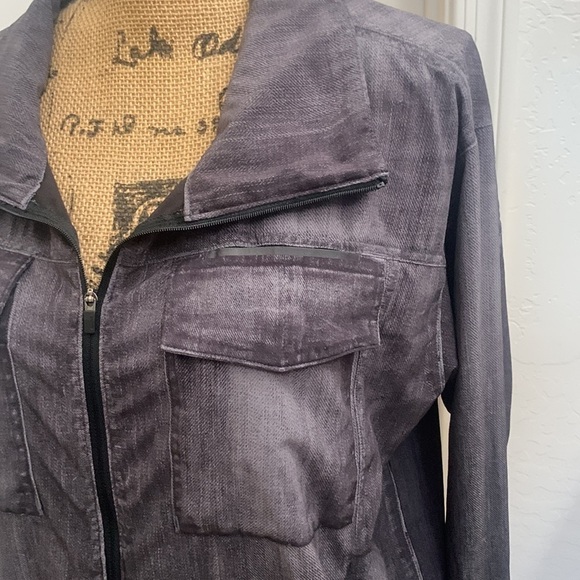 Lucy Faux Denim Lightweight Full Zip High Collar Jacket Size Small - Picture 5 of 9